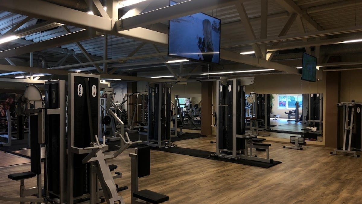 Fitness Factory GYM — sporto klubas Garliava